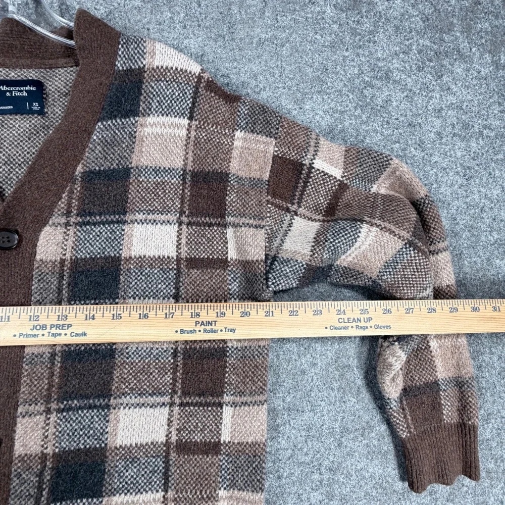 Abercrombie & Fitch title abercrombie